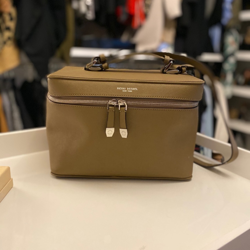 Henri Bendel